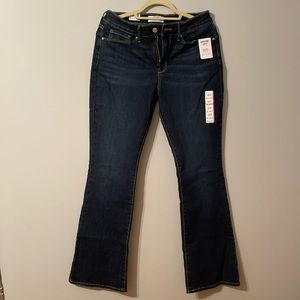 Denizen from Levi’s NWT mid rise bootcut 10 M, W30, & L32
